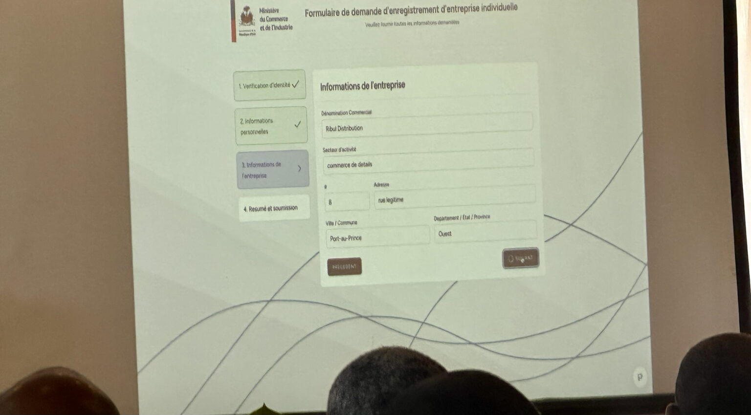 Lancement de la Plateforme E-Guichet MCI : Une Innovation Handicapée par des Défaillances Techniques